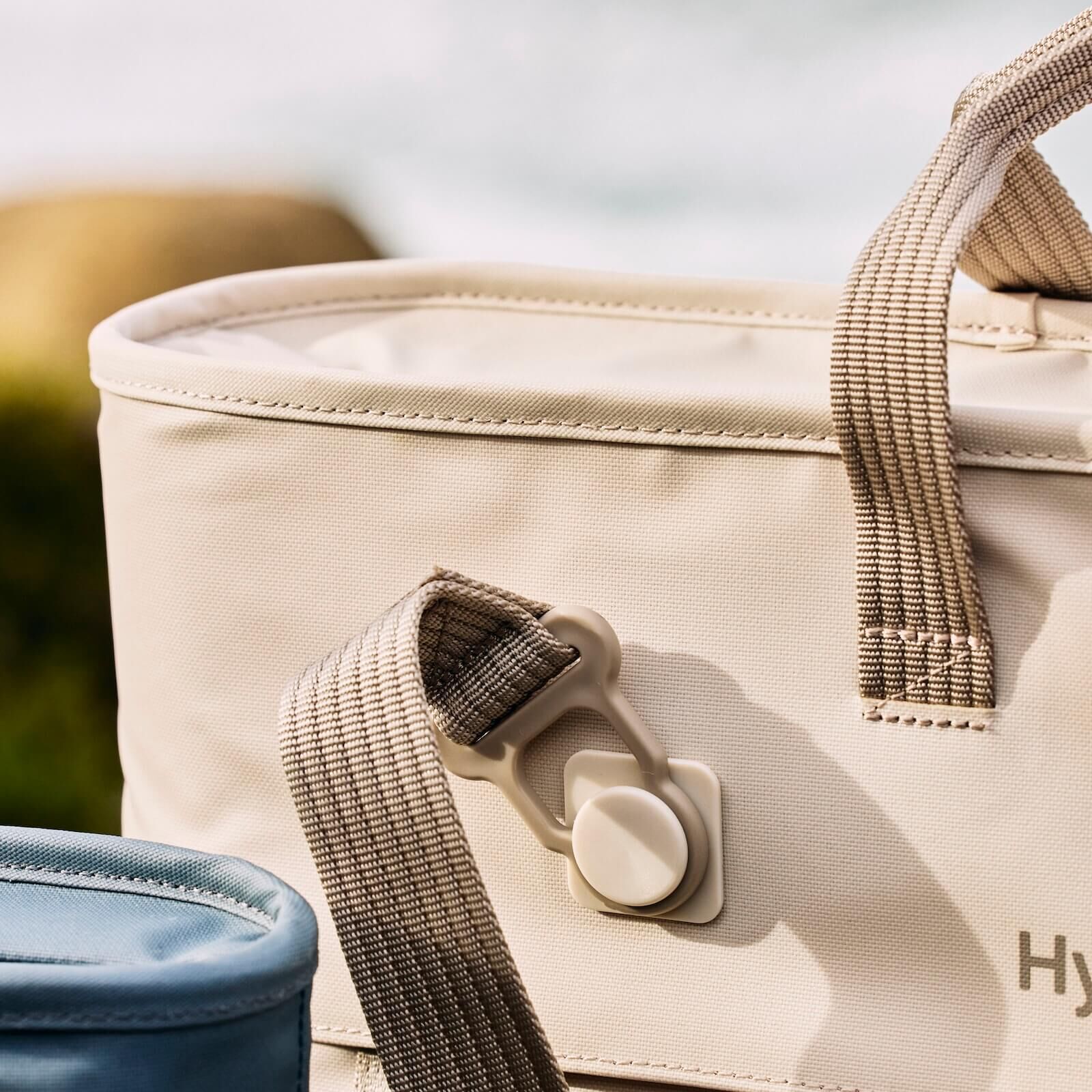 Hydro Flask Carryout™ Soft Cooler Tote 10 L - Image 47